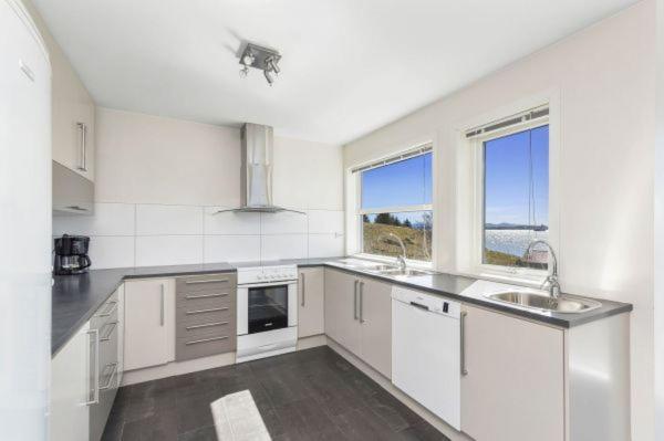 Amoy Fjordferie Apartman Vestre Amoy Kültér fotó